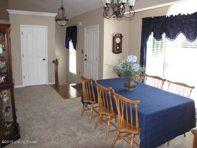 8315 Lacevine Road Louisville, KY 40220 - Photo 9 of 45 IMG_6825
