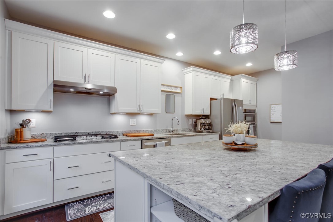 447 Nottoway Walk Alexandria, VA 22304 - Photo 6 of 49 Kitchen with appliances with stainless steel finis