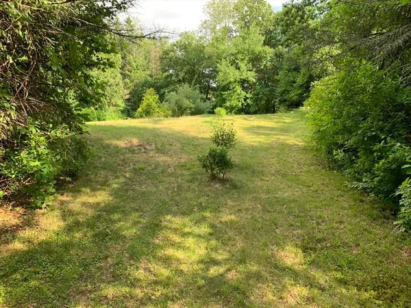 $189,500 | 3 Howarth Road, Oxford, MA 01540