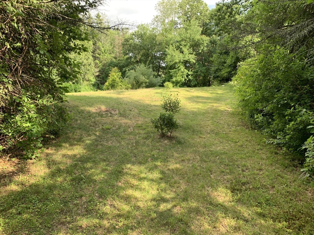 3 Howarth Road Oxford, MA 01540 - Photo 19 of 27