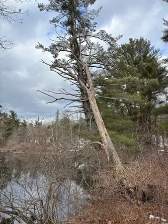$189,500 | 3 Howarth Road, Oxford, MA 01540