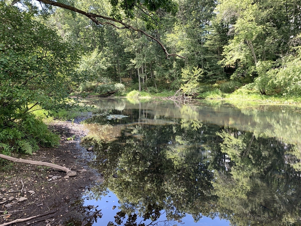 3 Howarth Road Oxford, MA 01540 - Photo 8 of 27