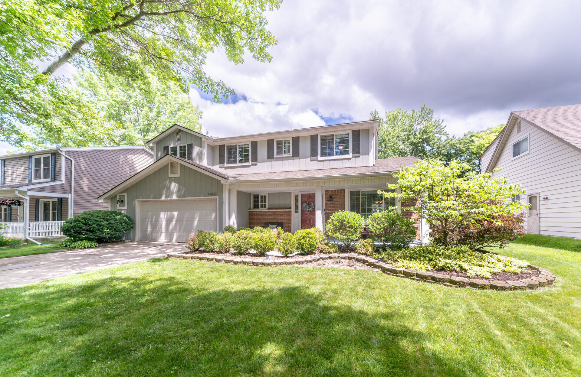 44442 Cape Cod Way Canton, MI 48187 - Photo 2 of 66 1a