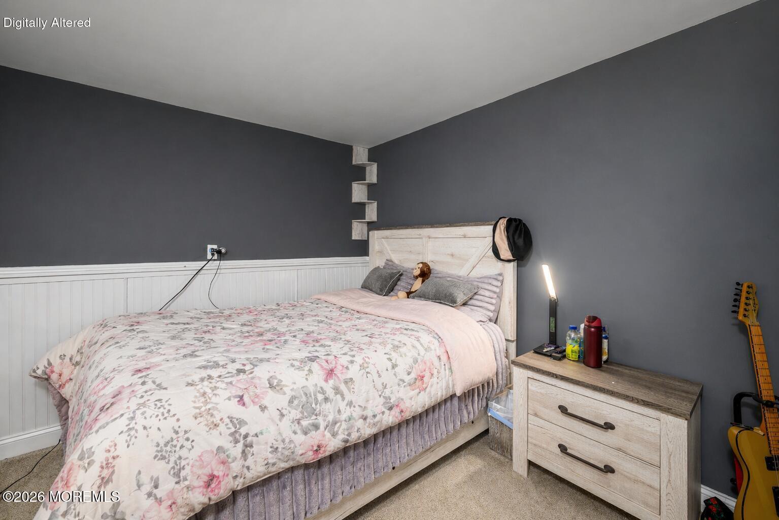 8 Holiday Road Manalapan, NJ 07726 - Photo 22 of 33 Sofia's bed new1