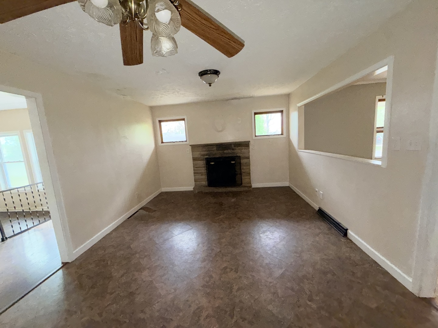 192 Circle Drive Herrin, IL 62948 - Photo 6 of 26