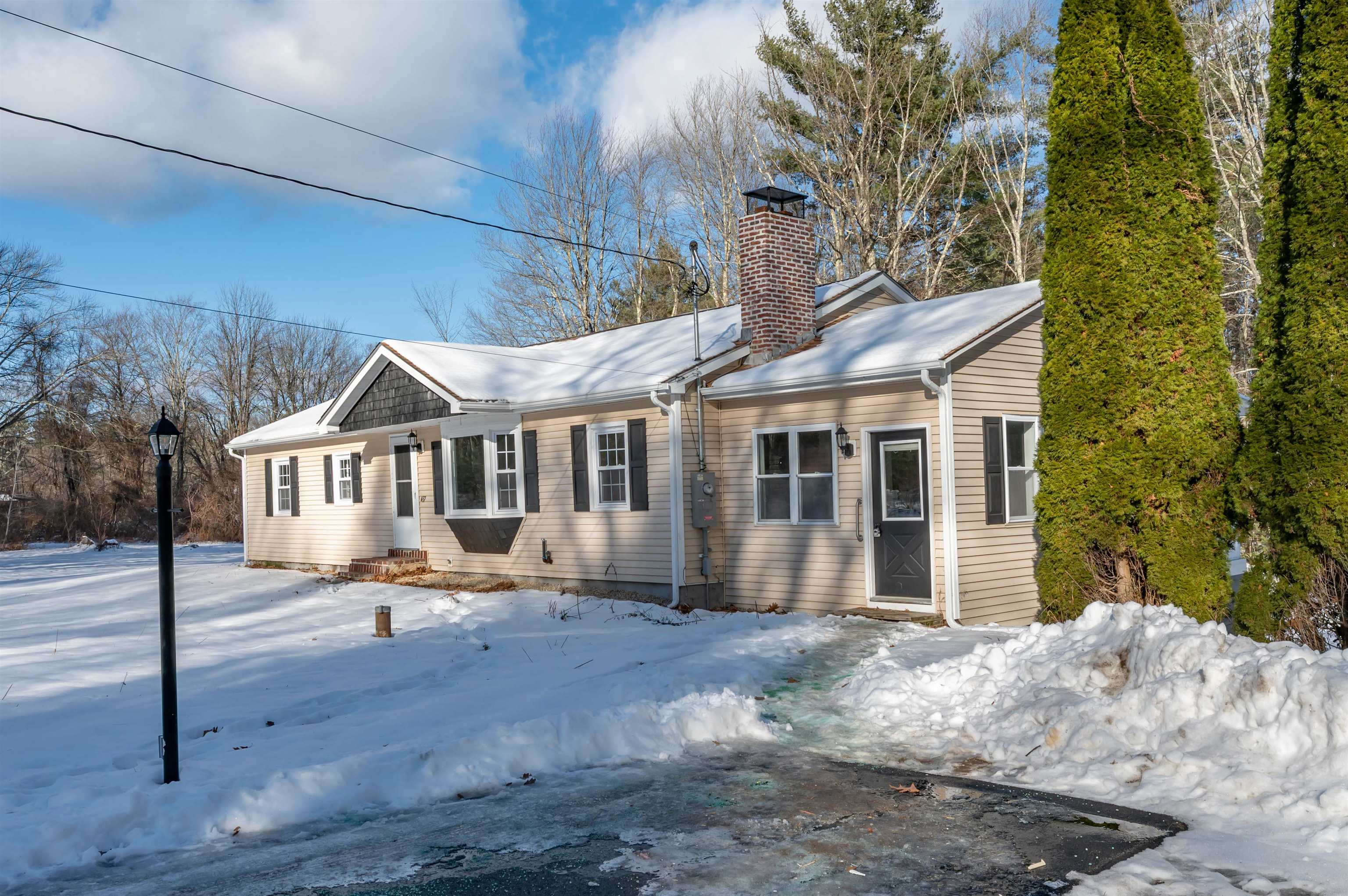 437 Chester Road Auburn, NH 03032 - Photo 30 of 36