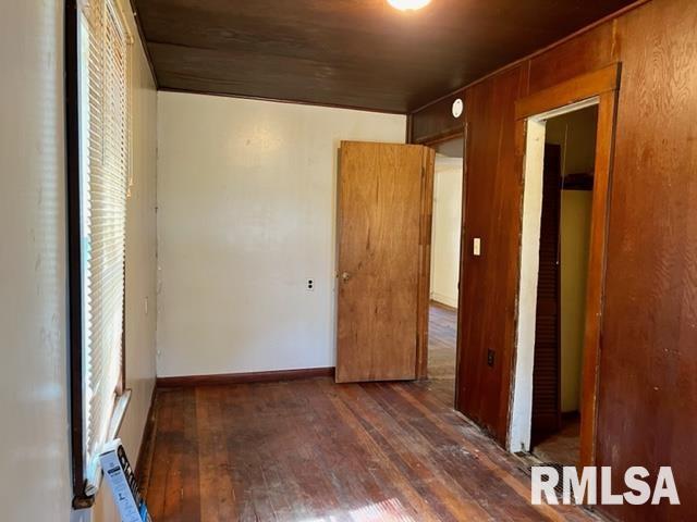 200 North 6th Street Clinton, IA 52732 - Photo 13 of 19