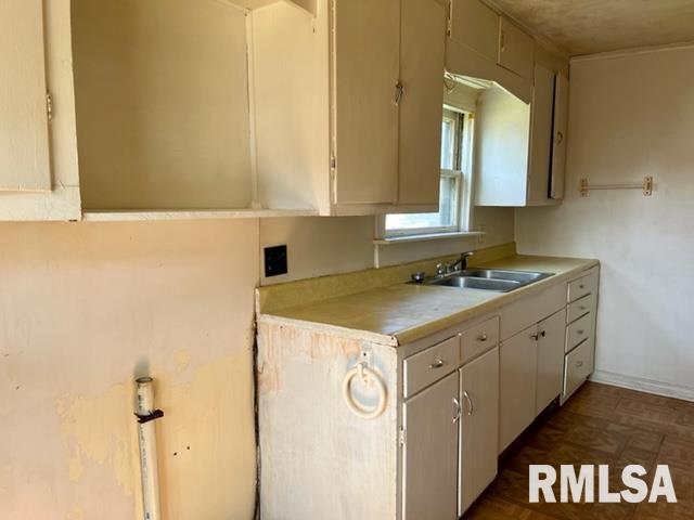 200 North 6th Street Clinton, IA 52732 - Photo 7 of 19