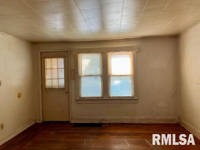 200 North 6th Street Clinton, IA 52732 - Photo 10 of 19