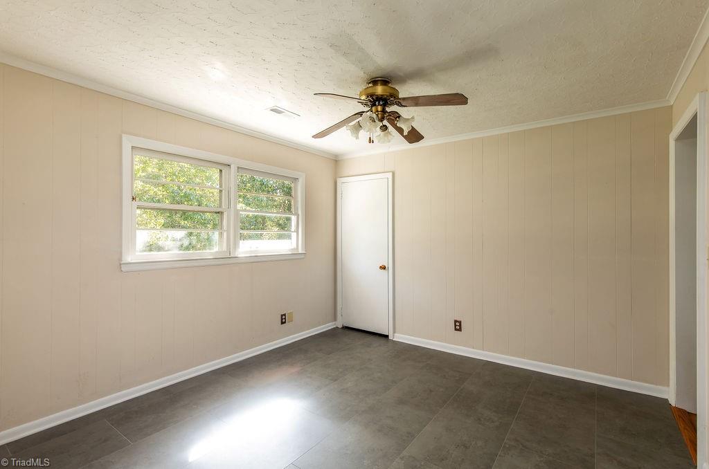 6019 Checker Road High Point, NC 27263 - Photo 6 of 24 Gallery Image 6