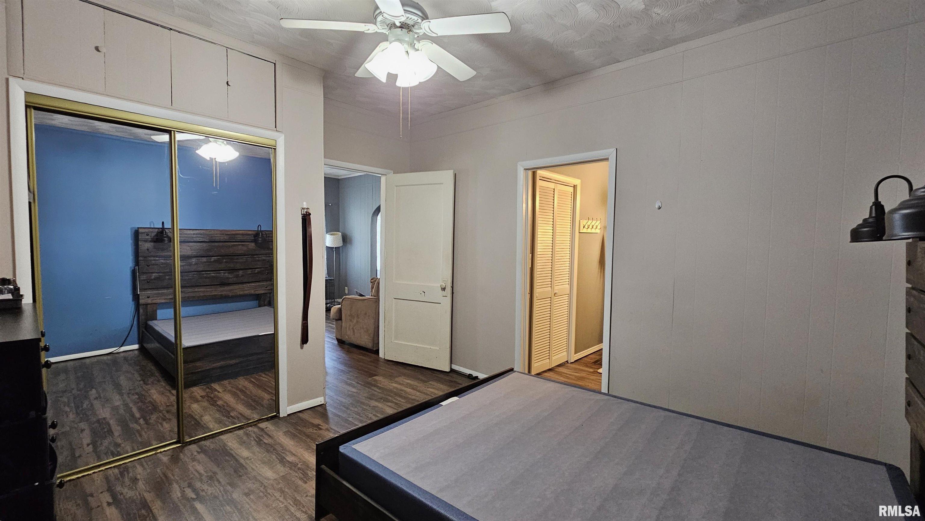 107 South 1st Street Marion, IL 62959 - Photo 16 of 48