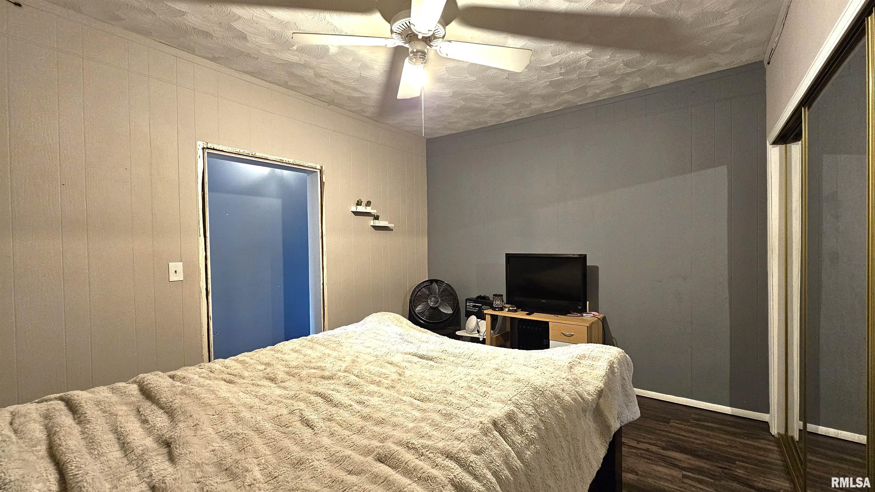 107 South 1st Street Marion, IL 62959 - Photo 28 of 48