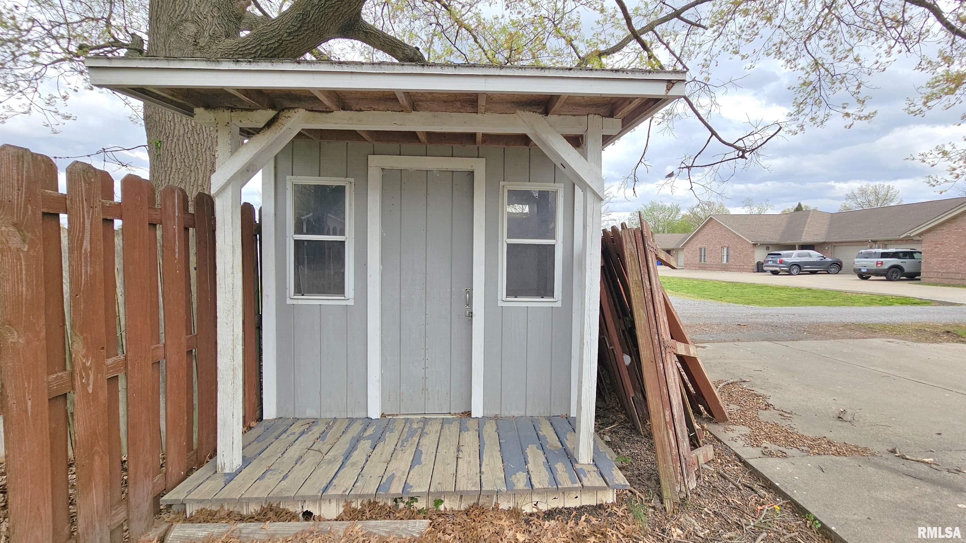 107 South 1st Street Marion, IL 62959 - Photo 39 of 48