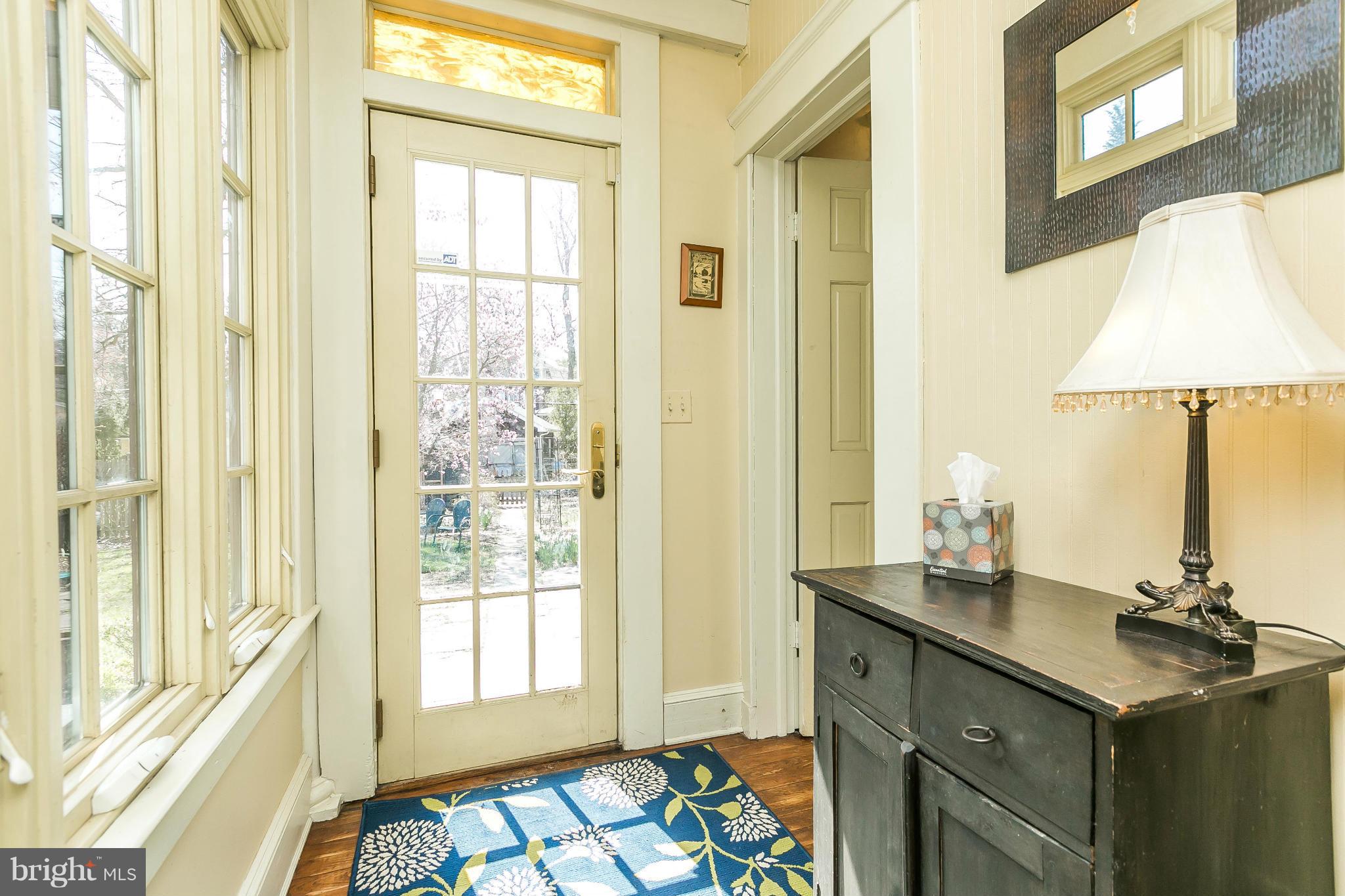 2223 Crest Road Baltimore, MD 21209 - Photo 12 of 28 Mud Room