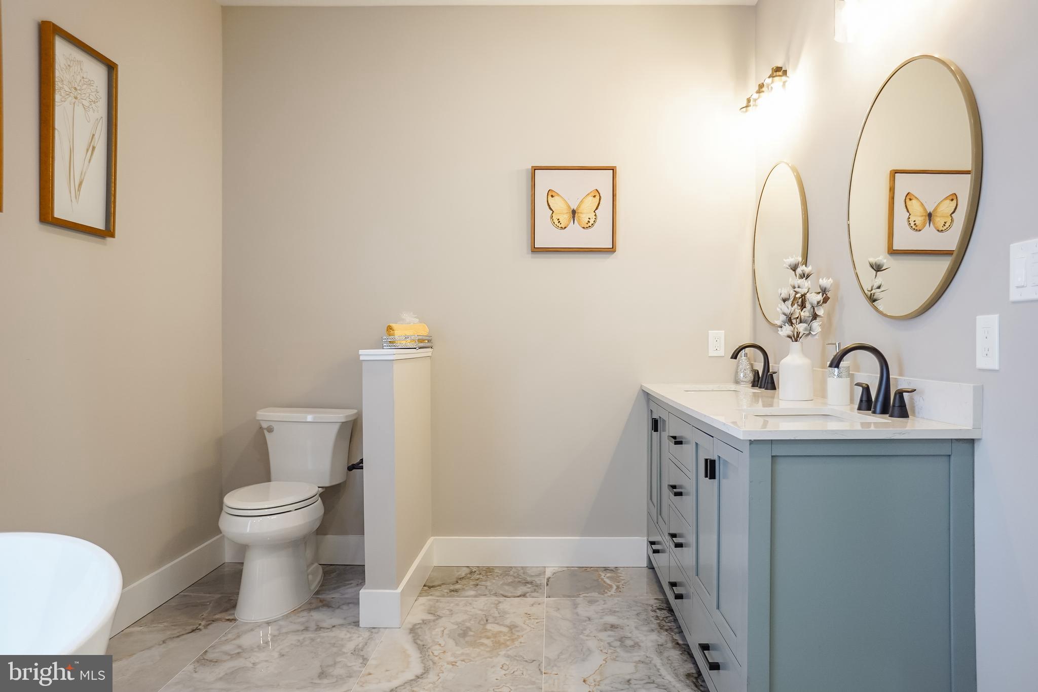 6937 Oak Ridge Road Falls Church, VA 22042 - Photo 38 of 73 AHHHH- The Master Bathroom