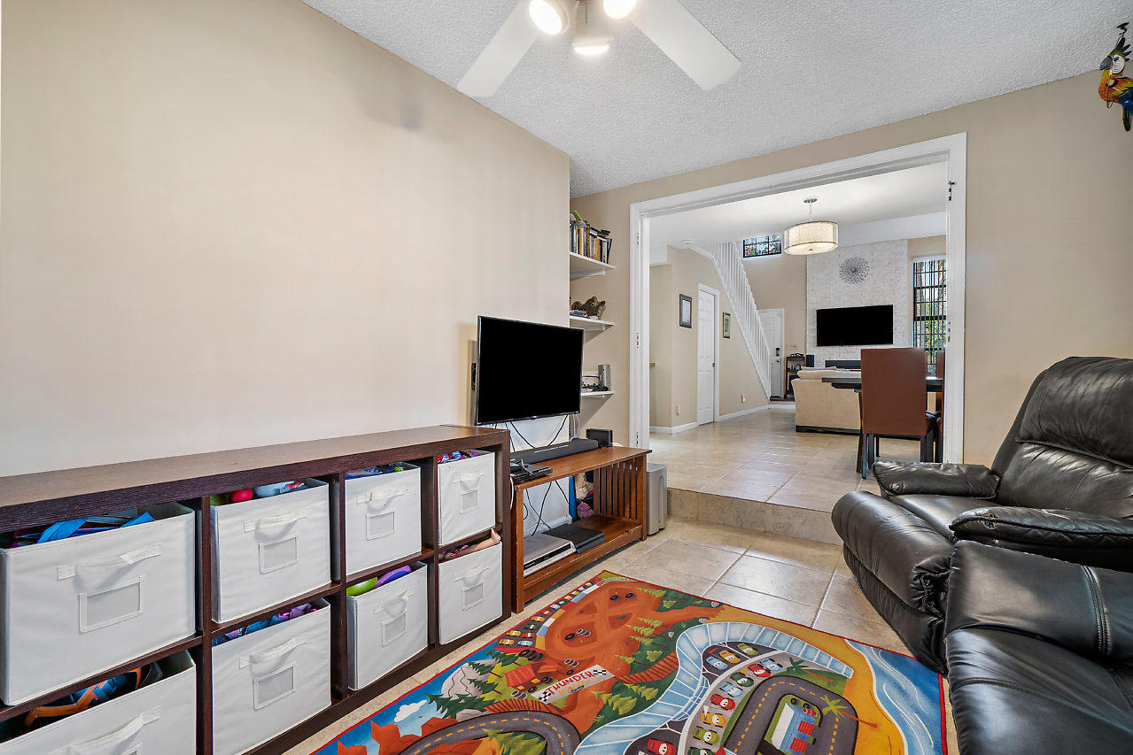 5087 Madison Road Delray Beach, FL 33484 - Photo 12 of 32 012-5087MadisonRd-DelrayBeach-FL-small