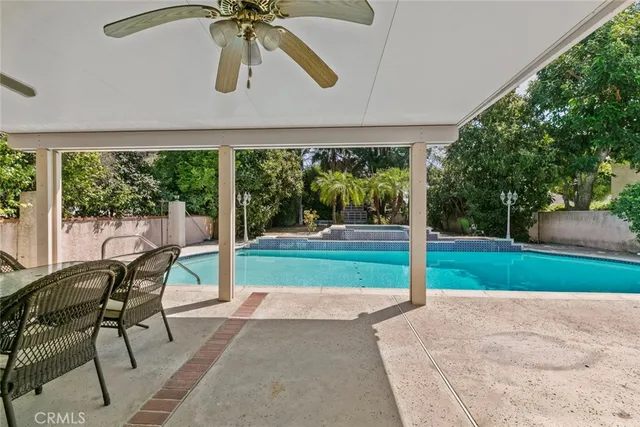 a house view with a outdoor space