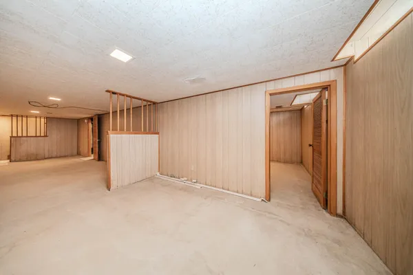 $309,900 | 398 Hollywood Drive, Saline, MI 48176
