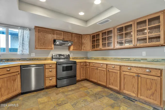 $2,700 | 1944 West Javelina Circle, Mesa, AZ 85202