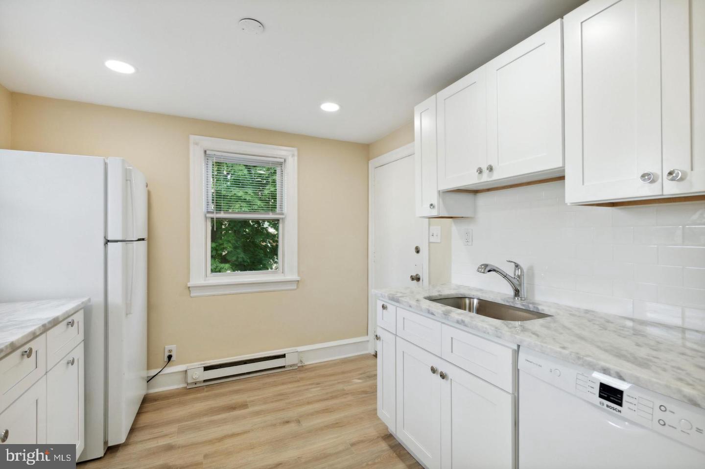 264 Walnut Street Phoenixville, PA 19460 - Photo 5 of 14