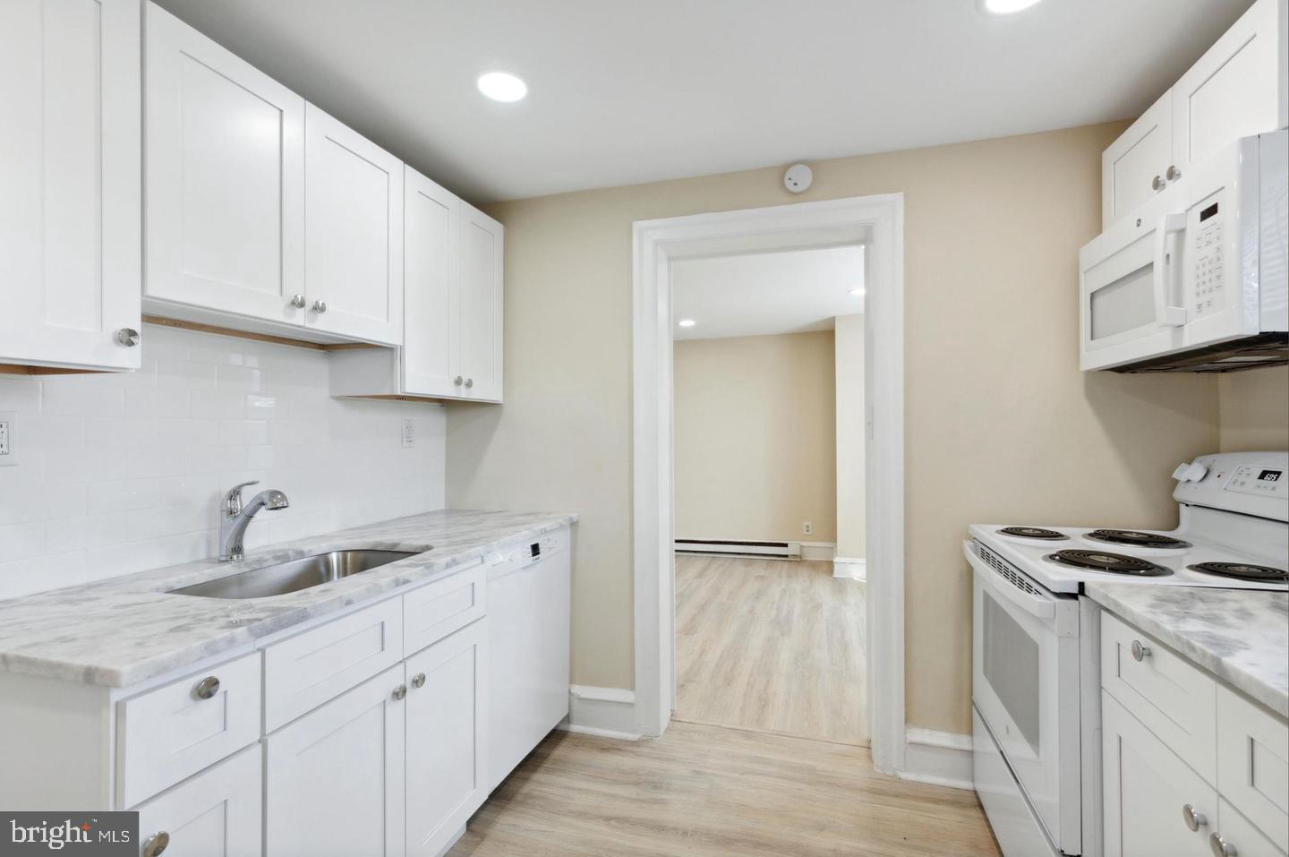 264 Walnut Street Phoenixville, PA 19460 - Photo 7 of 14