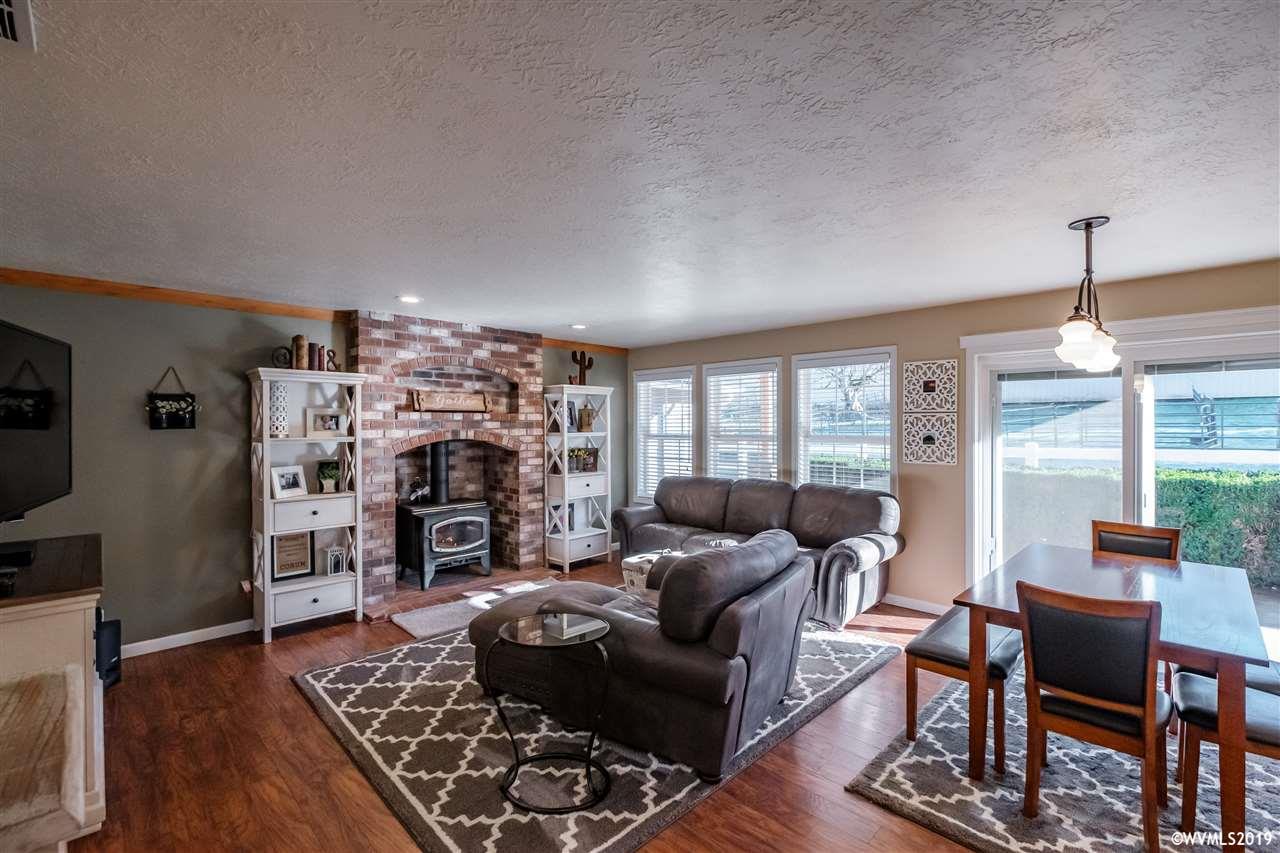 5854 Timber Ridge Drive Southeast Salem, OR 97317 - Photo 16 of 42