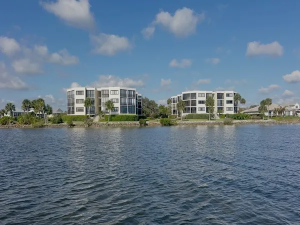 $350,000 | 9612 Riverside Drive, Unit 203, Sebastian, FL 32958