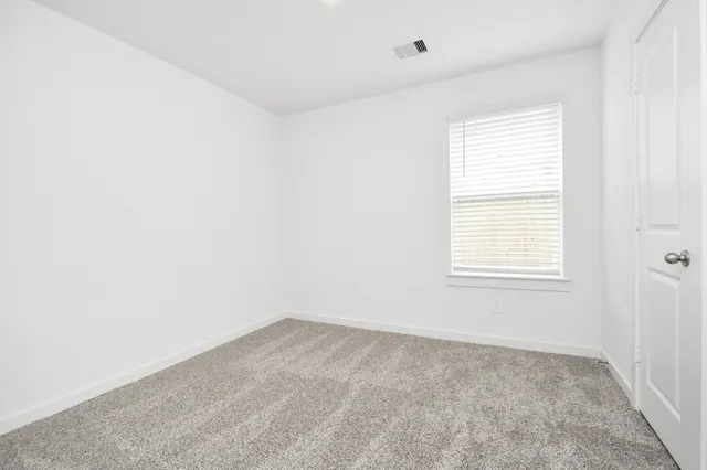 $2,300 | 13106 Tuscany Creek, Fresno, TX 77545