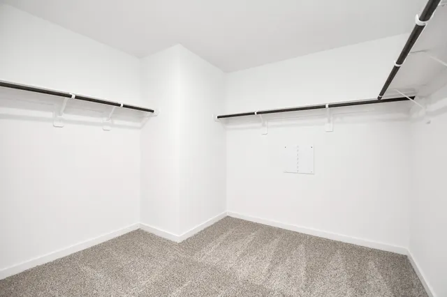 $2,300 | 13106 Tuscany Creek, Fresno, TX 77545