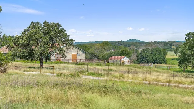 $3,895,000 | 131 Elberta Street, Stonewall, TX 78671