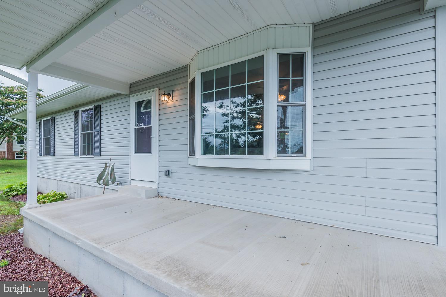 515 Shed Road Newville, PA 17241 - Photo 3 of 29 Nice sunlight through front windows!