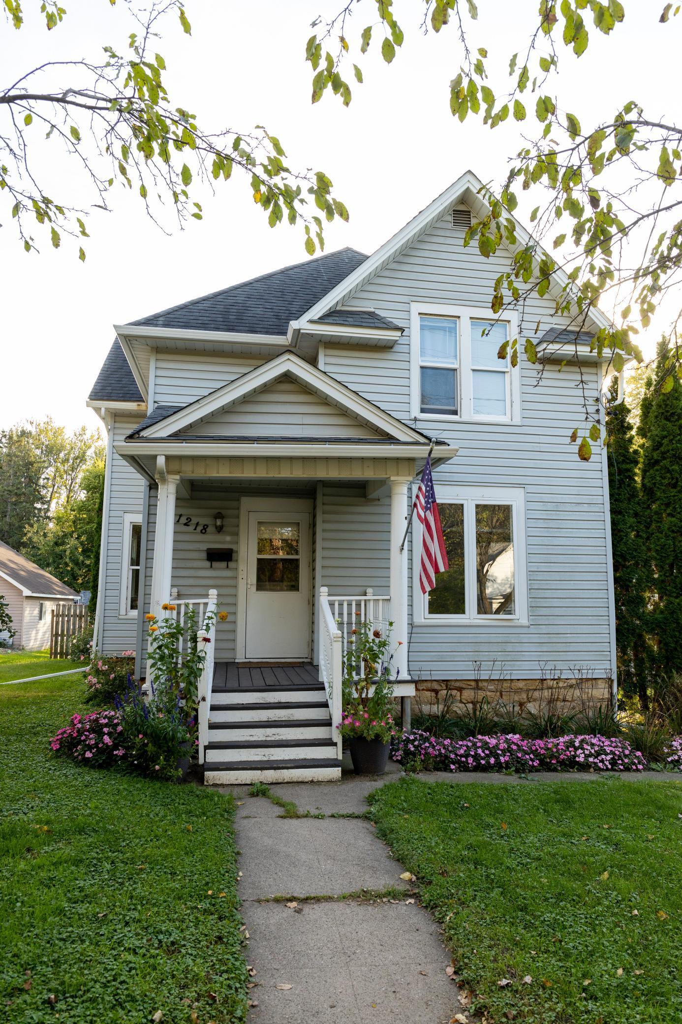 1218 East Avenue Red Wing, MN 55066 - Photo 2 of 39