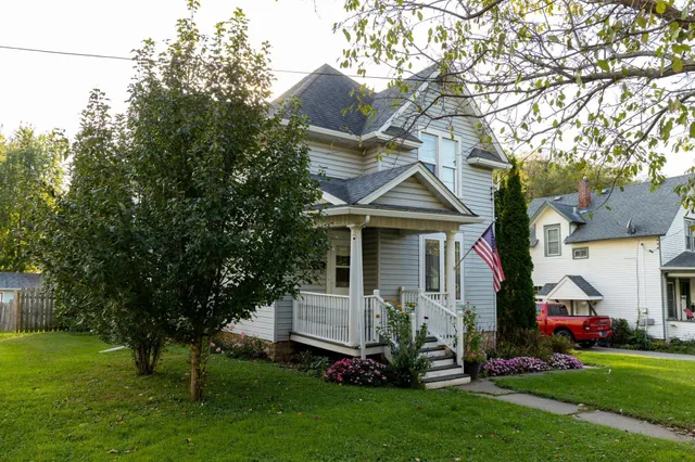 $249,000 | 1218 East Avenue, Red Wing, MN 55066