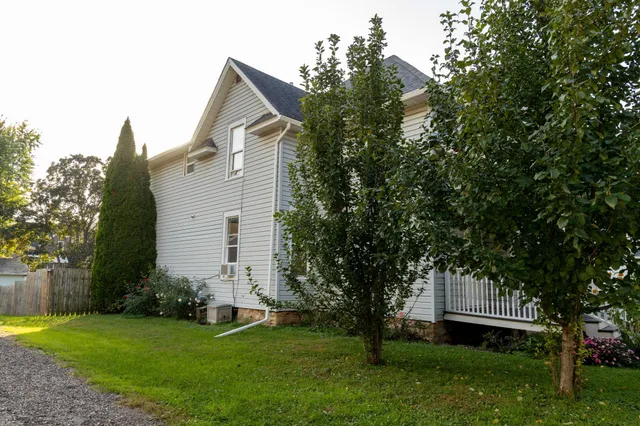 $259,000 | 1218 East Avenue, Red Wing, MN 55066