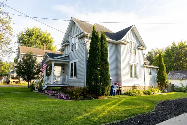 $259,000 | 1218 East Avenue, Red Wing, MN 55066