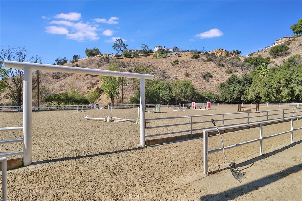 130 Dapplegray Road Bell Canyon, CA 91307 - Photo 64 of 73 Equestrian Center for Boarding and Riding