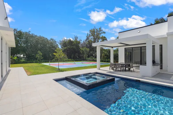 $4,995,000 | 6676 Northwest 66th Way, Parkland, FL 33067