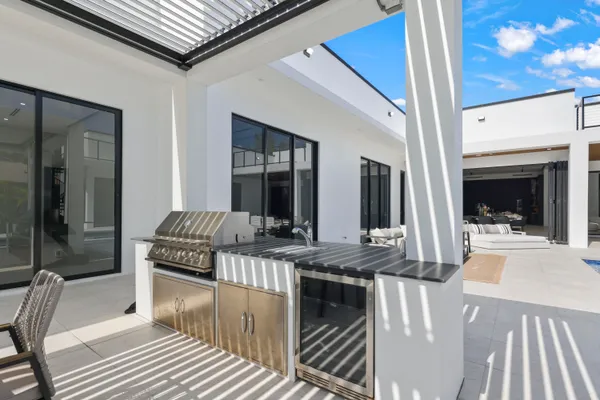 $4,995,000 | 6676 Northwest 66th Way, Parkland, FL 33067