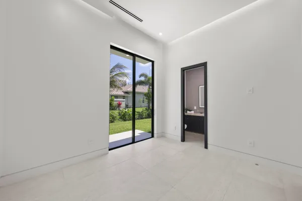 $4,995,000 | 6676 Northwest 66th Way, Parkland, FL 33067