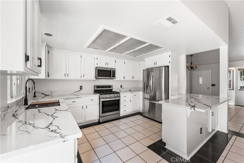 5241 East Ave R 12 Palmdale, CA 93552 - Photo 18 of 48 Gallery Image 18