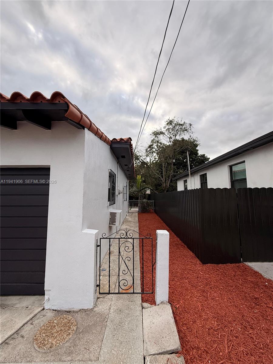 2426 Southwest 17th Avenue Miami, FL 33145 - Photo 5 of 8