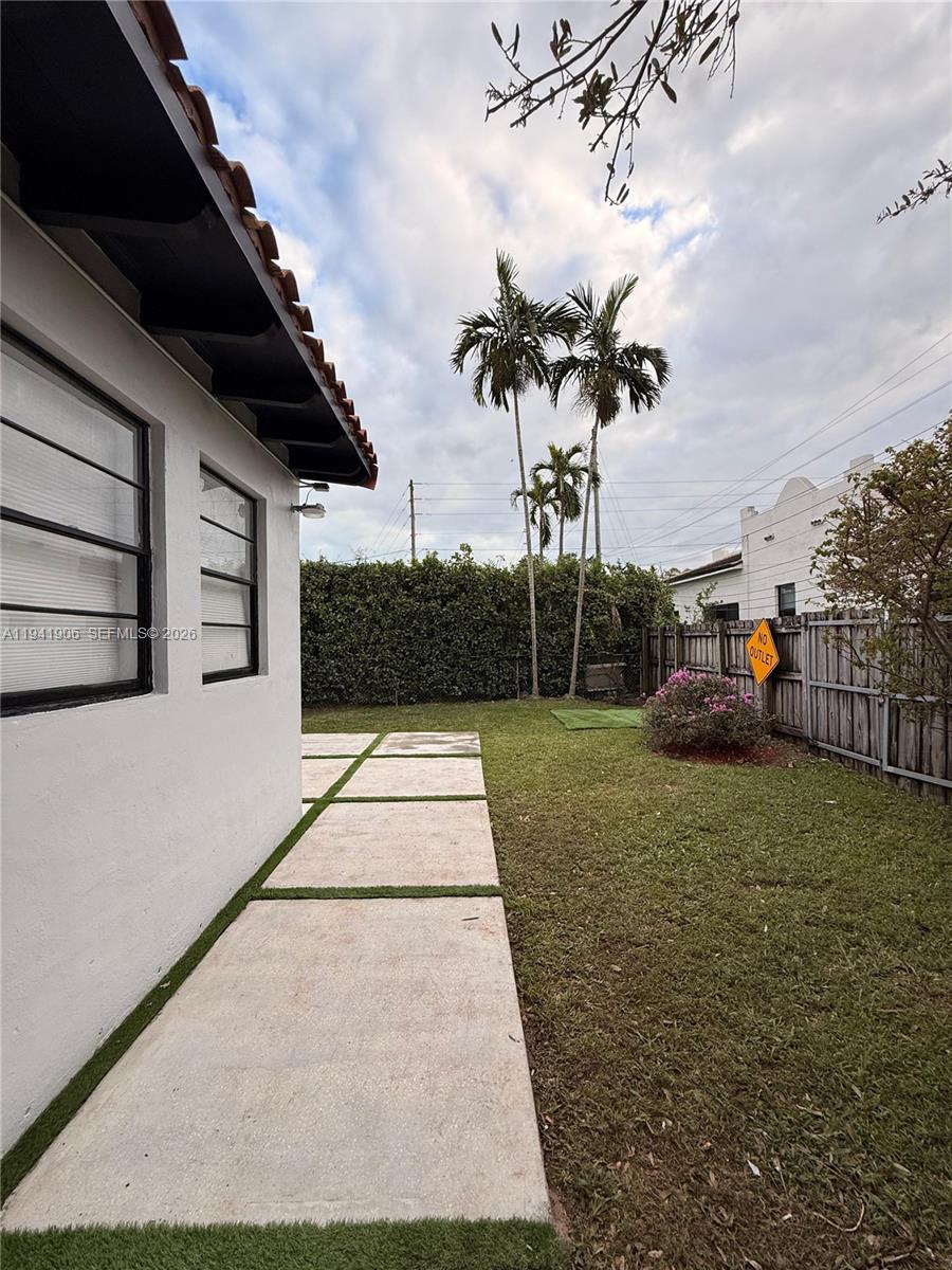 2426 Southwest 17th Avenue Miami, FL 33145 - Photo 8 of 8