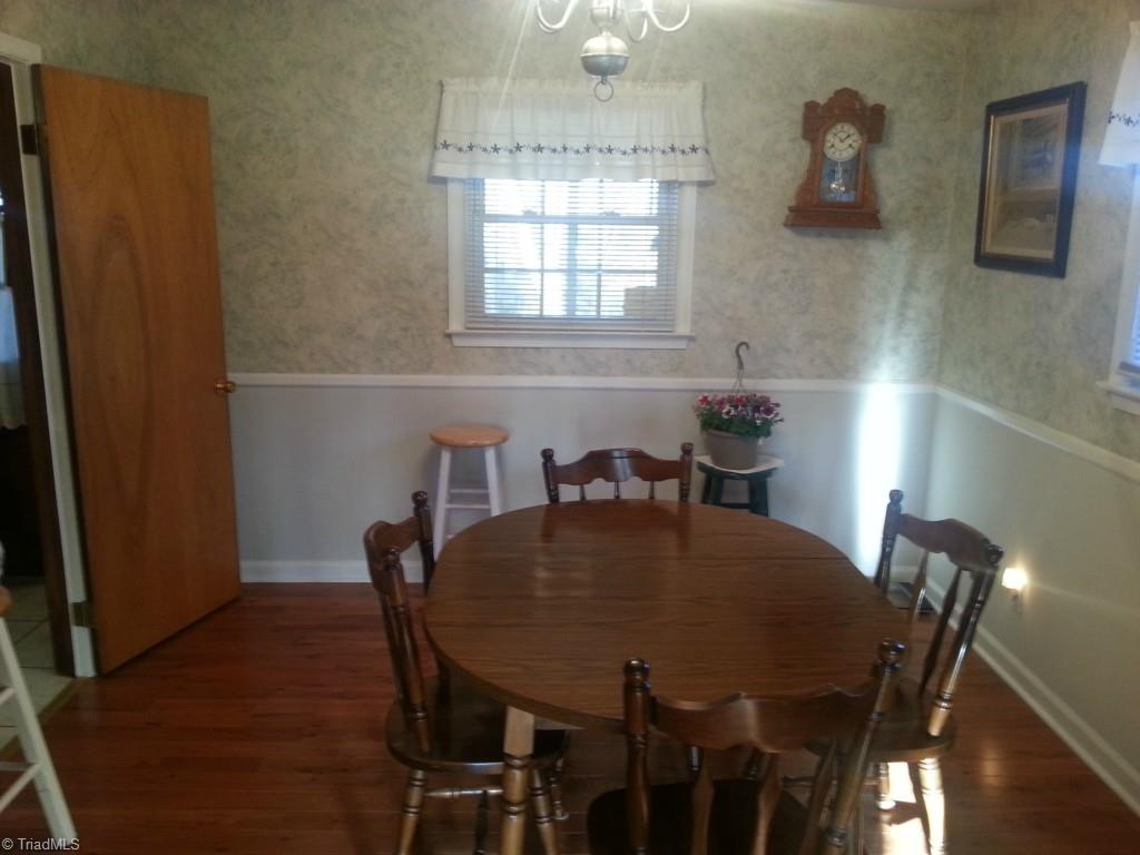 409 James Road Clemmons, NC 27012 - Photo 6 of 16 Gallery Image 6