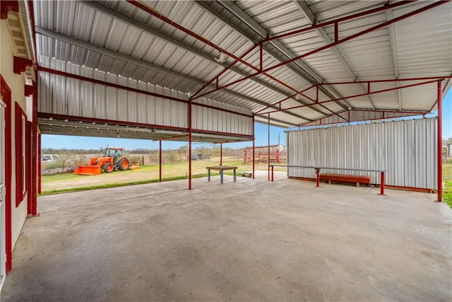 $279,000 | 6802 CR 103, San Diego, TX 78384