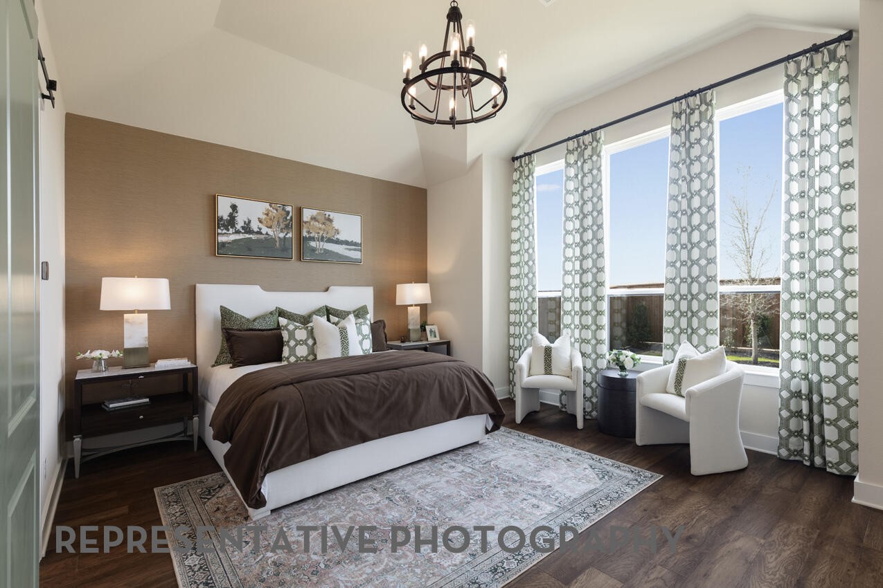 16435 Cat Court Conroe, TX 77302 - Photo 10 of 28 a bedroom with a bed and a couch