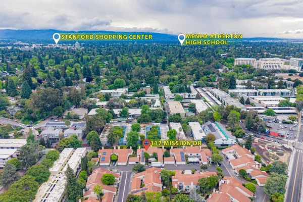 $924,888 | 117 Mission Drive, East Palo Alto, CA 94303