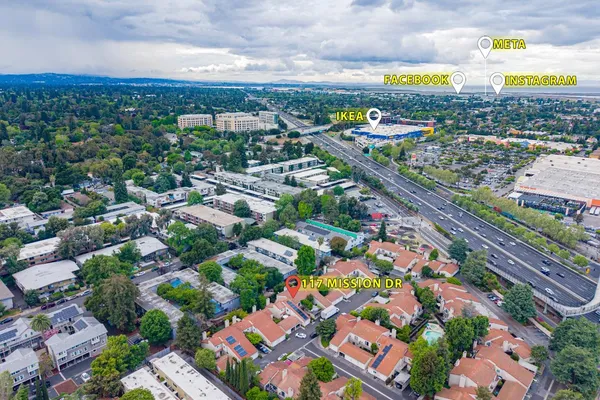 $924,888 | 117 Mission Drive, East Palo Alto, CA 94303