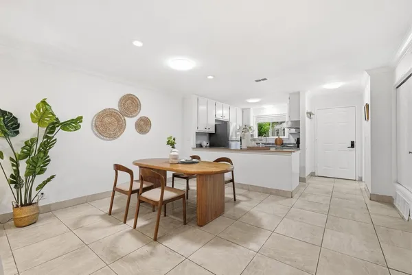 $924,888 | 117 Mission Drive, East Palo Alto, CA 94303