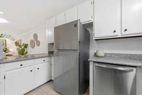 $924,888 | 117 Mission Drive, East Palo Alto, CA 94303