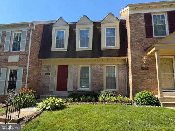 $3,800 | 4637 Luxberry Drive, Fairfax, VA 22032